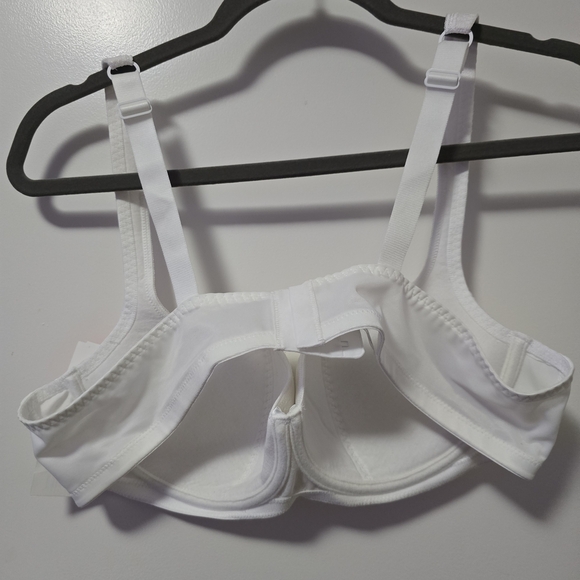 NWT Luxurious Lace Underwire Bra - Soft Pink - Picture 3 of 10